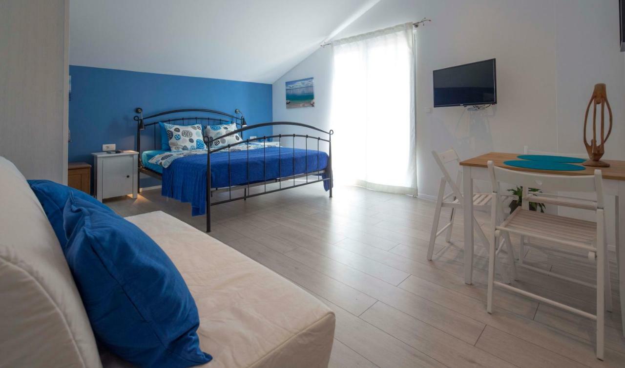 Apartments Denis マカルスカ エクステリア 写真